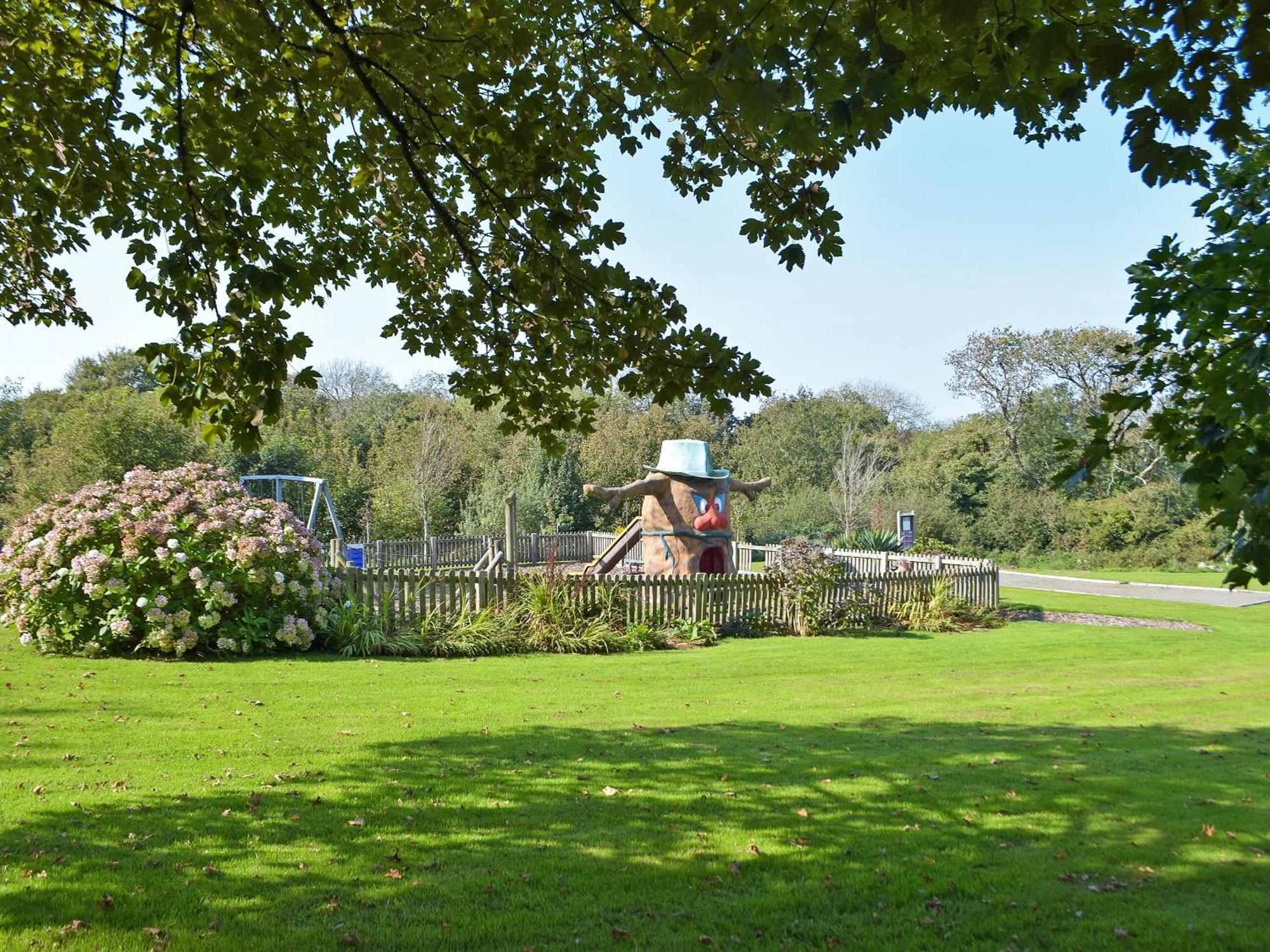 Вілла Keepers Nook - Dinas Country Club Екстер'єр фото